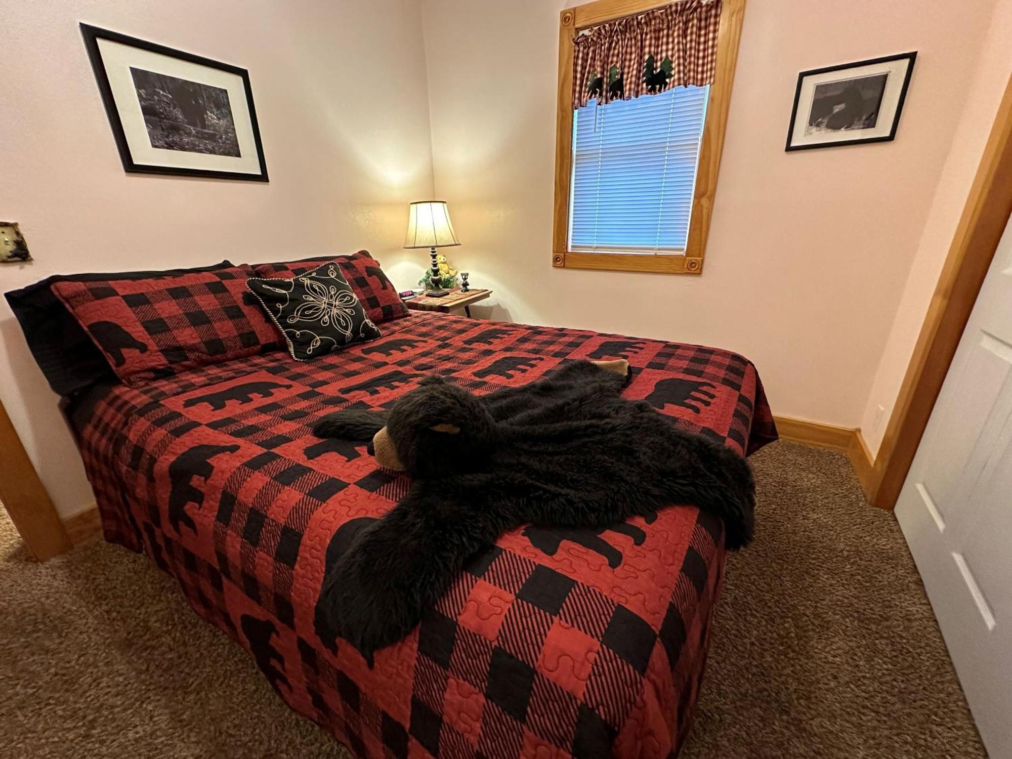 The Bear Den Villa Ironwood Dış mekan fotoğraf